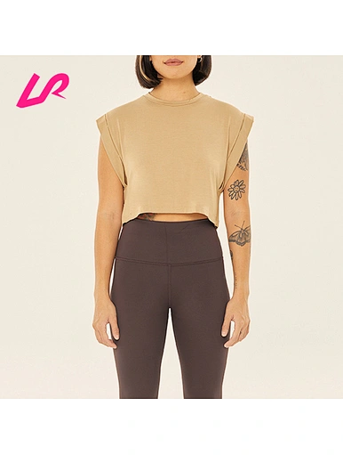 Add sophistication to your activewear with our crop top tank top. Shop now for a range of sizes and colors to elevate your workout wardrobe with our crop top tank top.